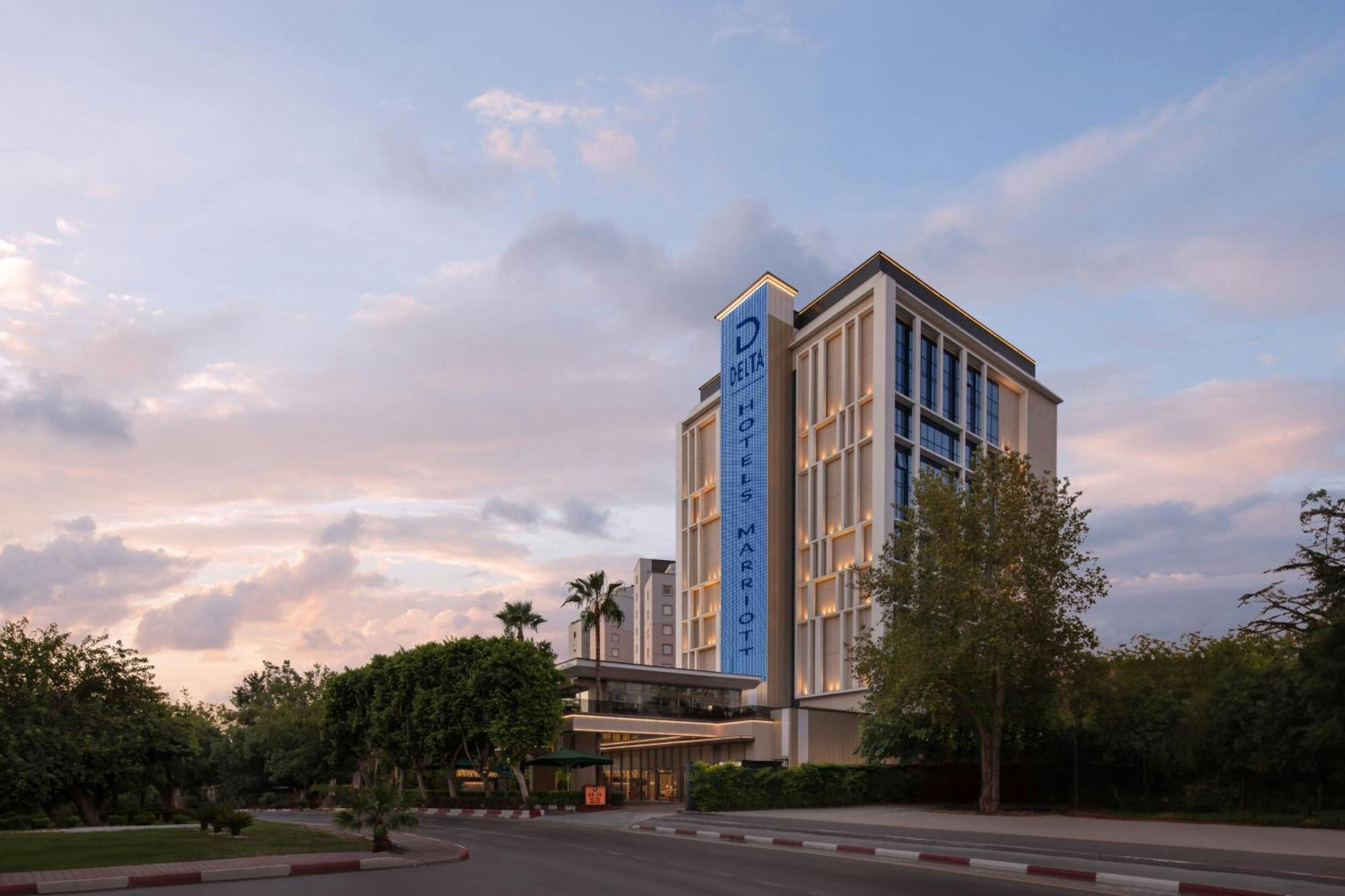 Delta Hotels By Marriott Antalya Lara - Adult Only المظهر الخارجي الصورة